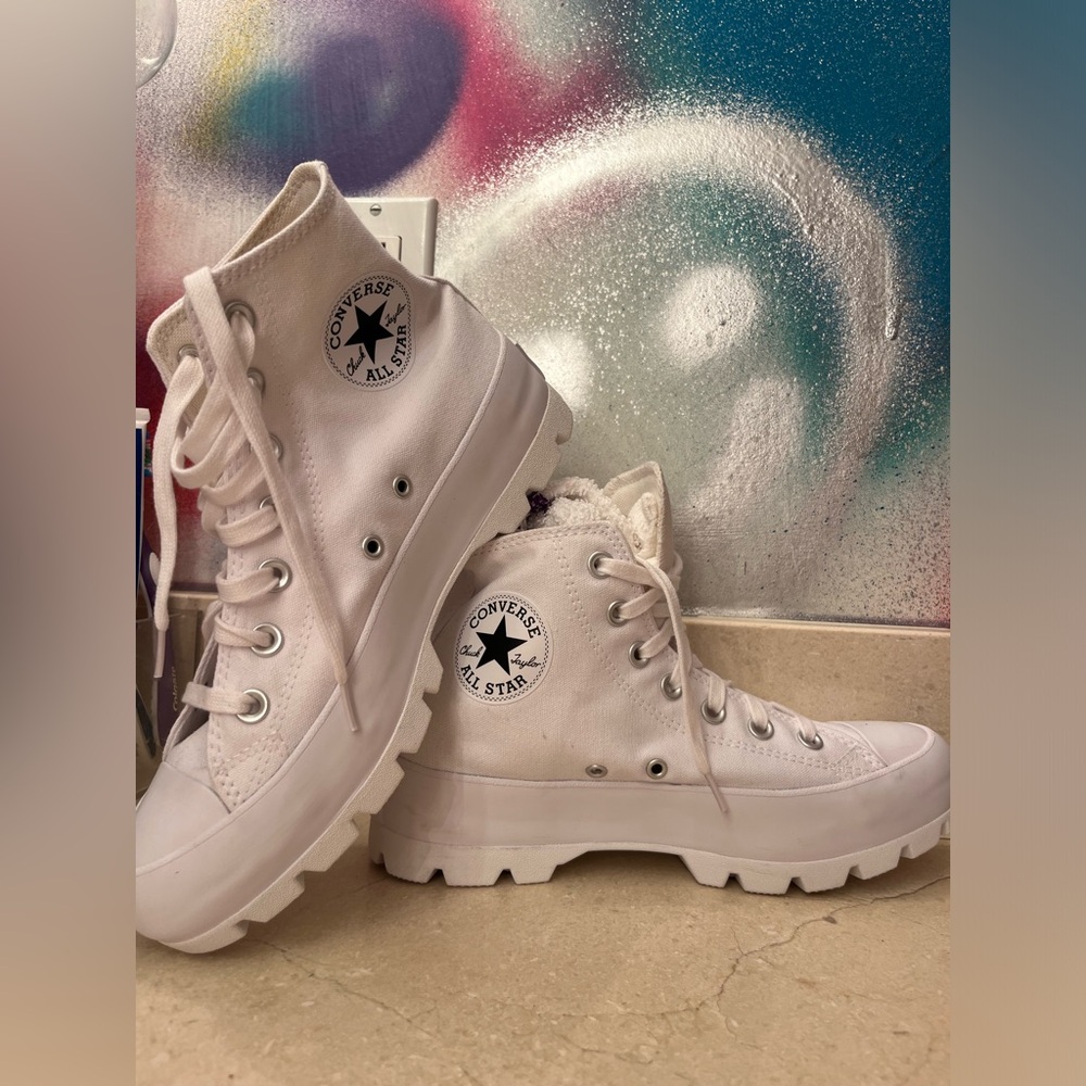 Women’s chunky high top converse
